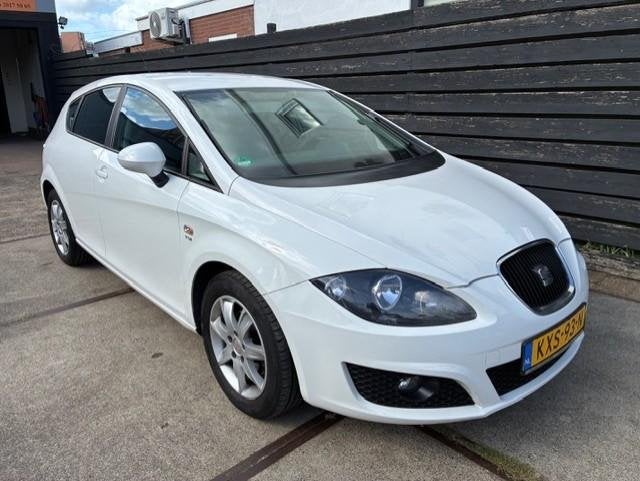 SEAT Leon 1.2 TSI Ecomotive Reference AIRCO/AFNEEMBARE TREKH, Auto's, Voorwielaandrijving, Euro 5, Stof, Gebruikt