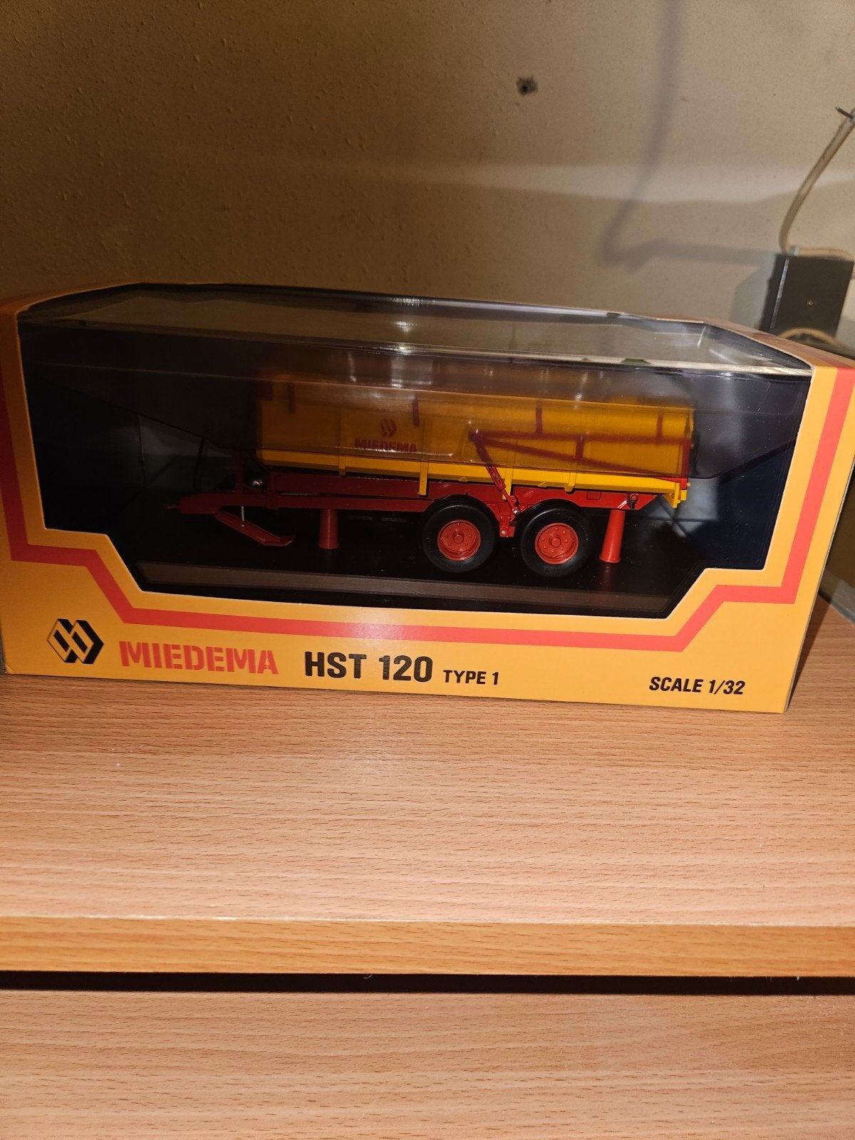 Miedema HST 120 Type 1 Schaalmodel 1:32, Hobby en Vrije tijd, Modelbouw | Auto's en Voertuigen, Nieuw, Groter dan 1:32, Overige merken