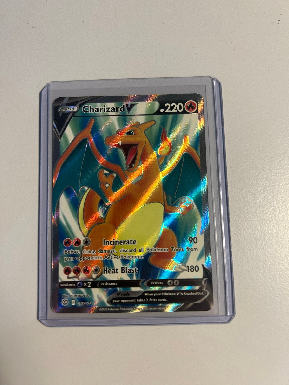 Pokémon TCG: Charizard V (Brilliant Stars) - Losse Kaart, Ophalen of Verzenden, Zo goed als nieuw, Losse kaart
