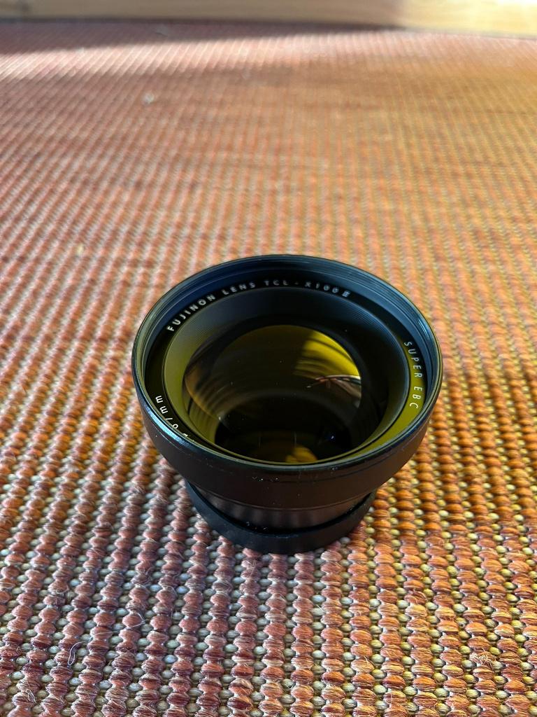 Fuji 50 mm conversie lens voor X100 camera's, Ophalen, Nieuw, Standaardlens