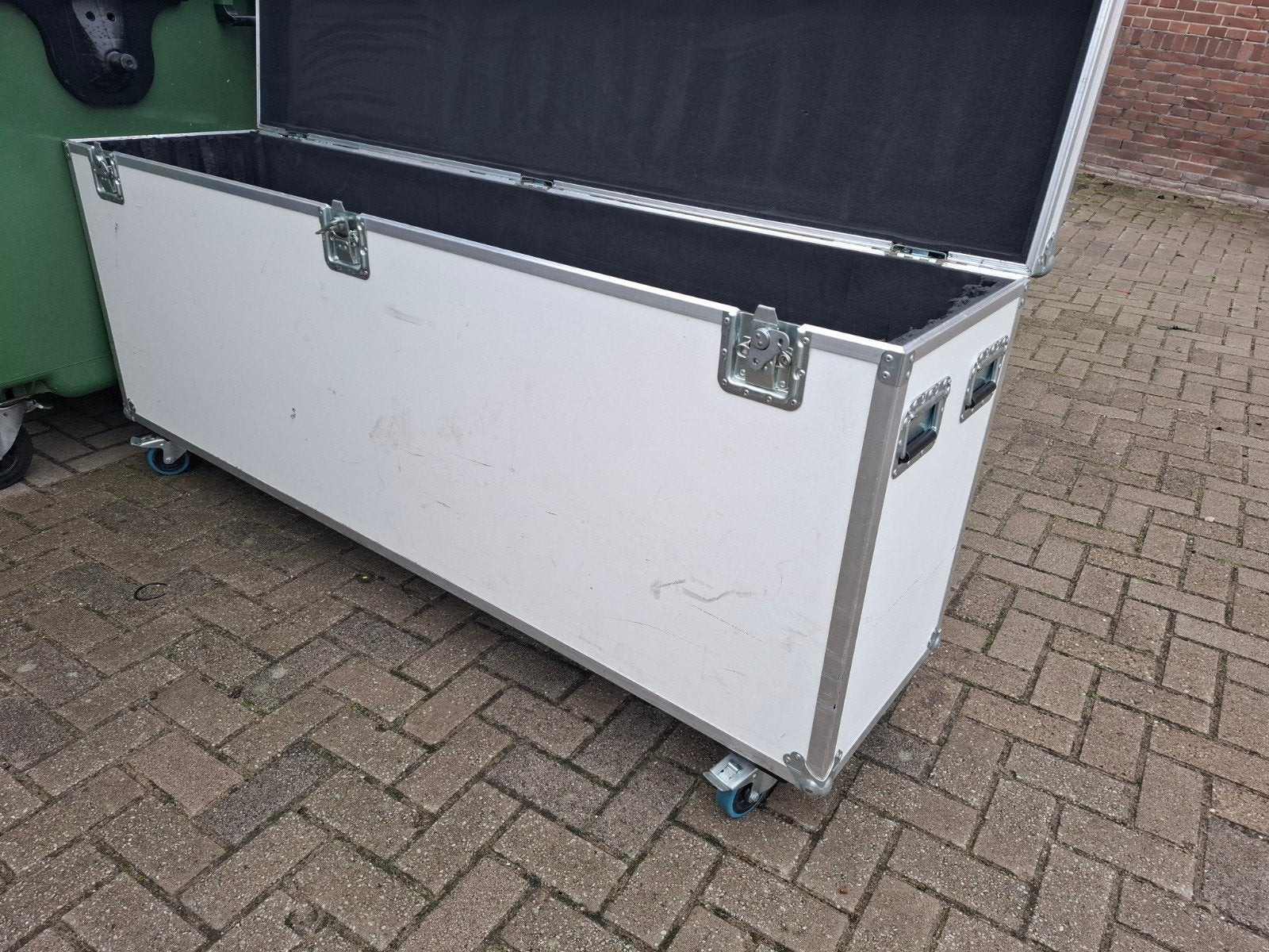 Flightcase op wielen - Robuuste transportkist, Huis en Inrichting, Ophalen, Gebruikt, 50 tot 75 cm, Overige materialen