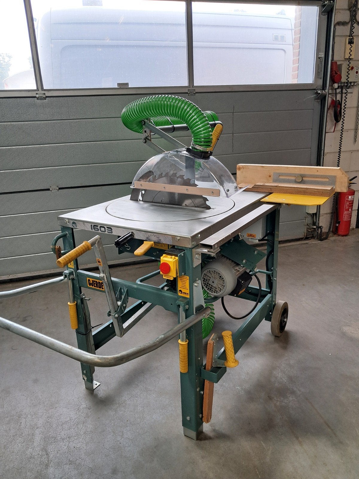 Gjerde 1603 400v bouwzaag zaagmachine, Nieuwstaat,, Ophalen, Zo goed als nieuw