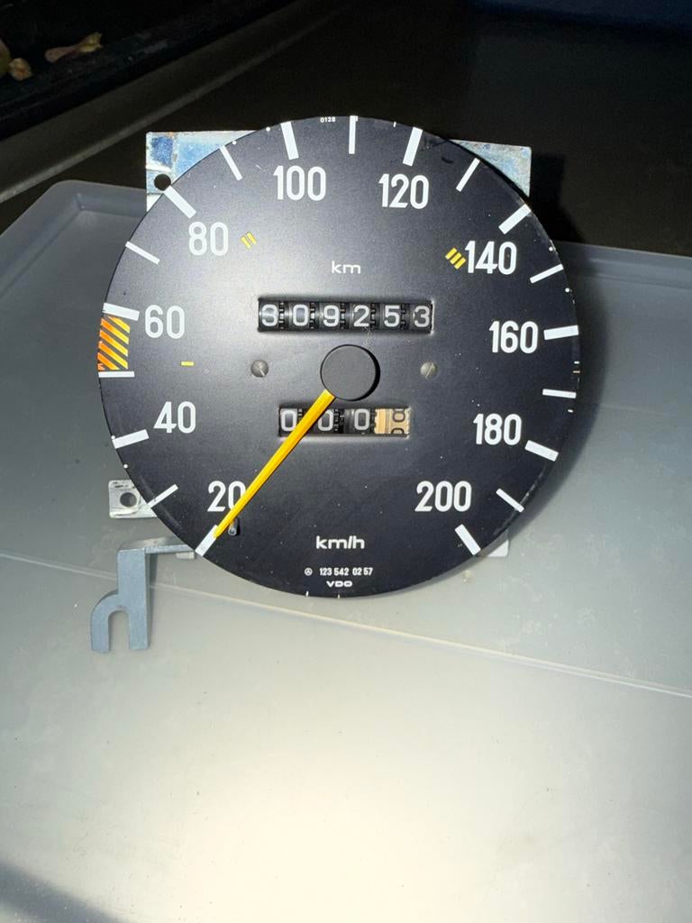 Diverse tellers voor de Mercedes-Benz W123, Auto-onderdelen, Ophalen of Verzenden, Gebruikt, Mercedes-Benz