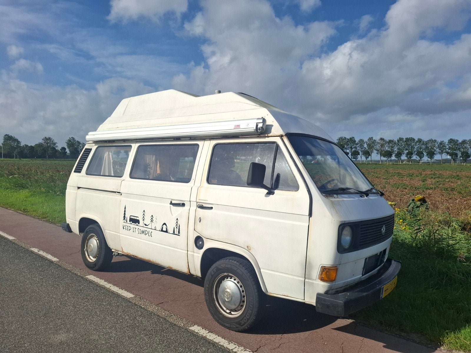 Volkswagen Kampeerauto 1981 Wit, Overige carrosserieën, Wit, Origineel Nederlands, 1560 kg