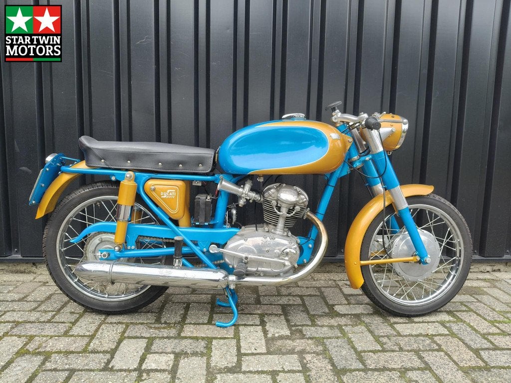 Ducati 125 sport, Motoren, Motoren | Ducati, Bedrijf, Sport, 125 cc, 11 kW of minder