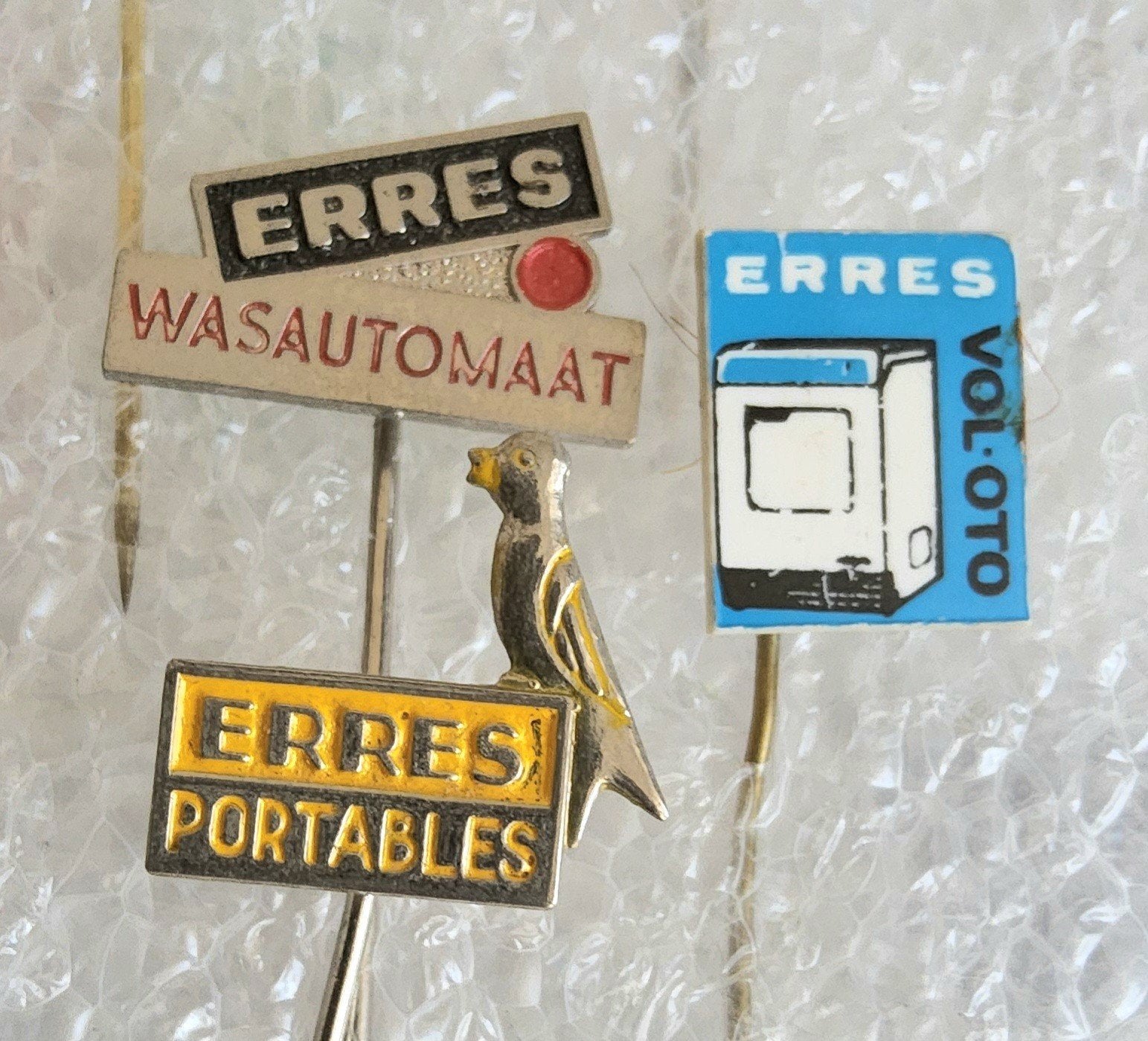 3 Vintage Erres Speldjes - Wasautomaat, Vol-Oto, Portables, Verzamelen, Ophalen of Verzenden, Gebruikt, Overige onderwerpen, Speldje of Pin