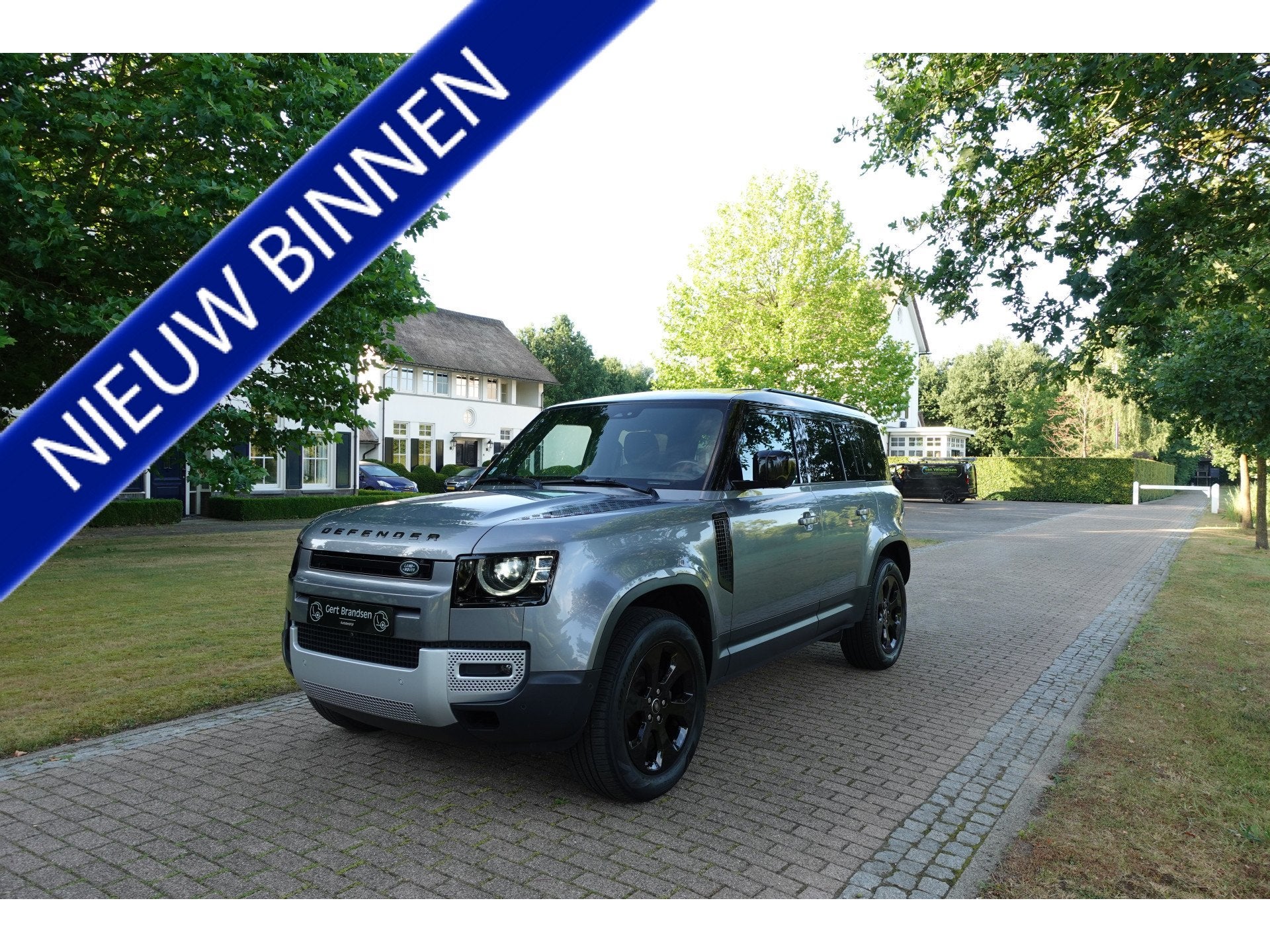 Land Rover Defender 3.0 D250 110 MHEV SE * GRIJS KENTEKEN *, Automaat, 12 maanden, 249 pk, 2208 kg