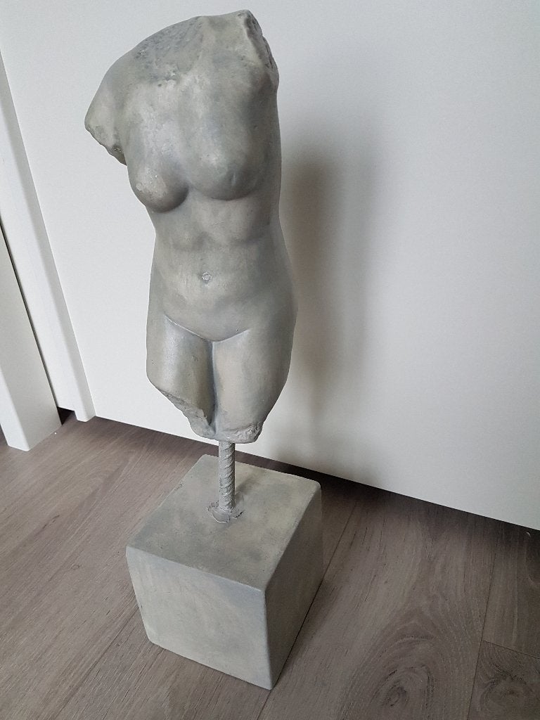 Beeld (vrouwelijke buste), Ophalen, Nieuw
