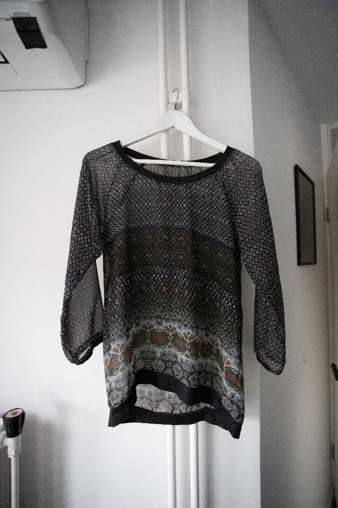 Blouse met patroon Geisha maat S / 36, Overige kleuren, Geisha, Ophalen of Verzenden, Zo goed als nieuw