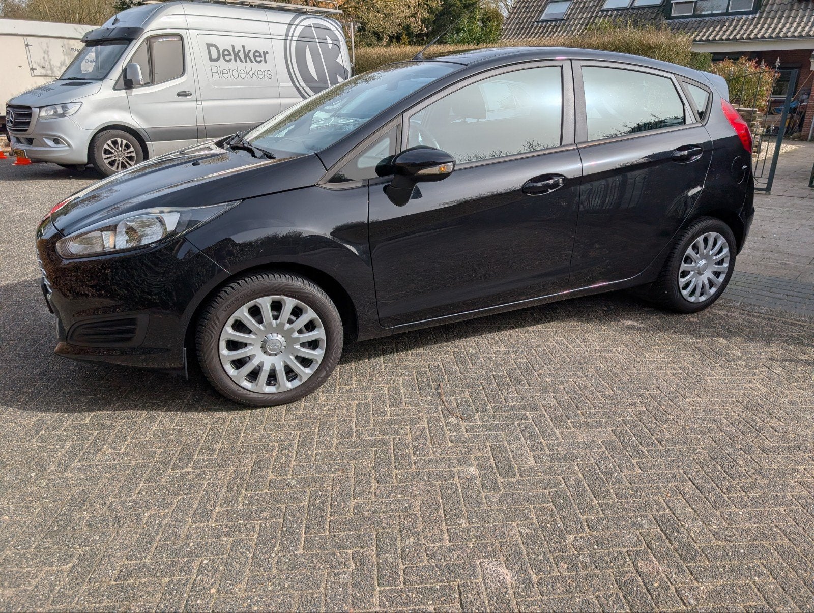 Nette Ford Fiësta 1.0 48KW/65PK 5D 2015 NAP, Auto's, 40 €/maand, 525 kg, Origineel Nederlands, Handgeschakeld