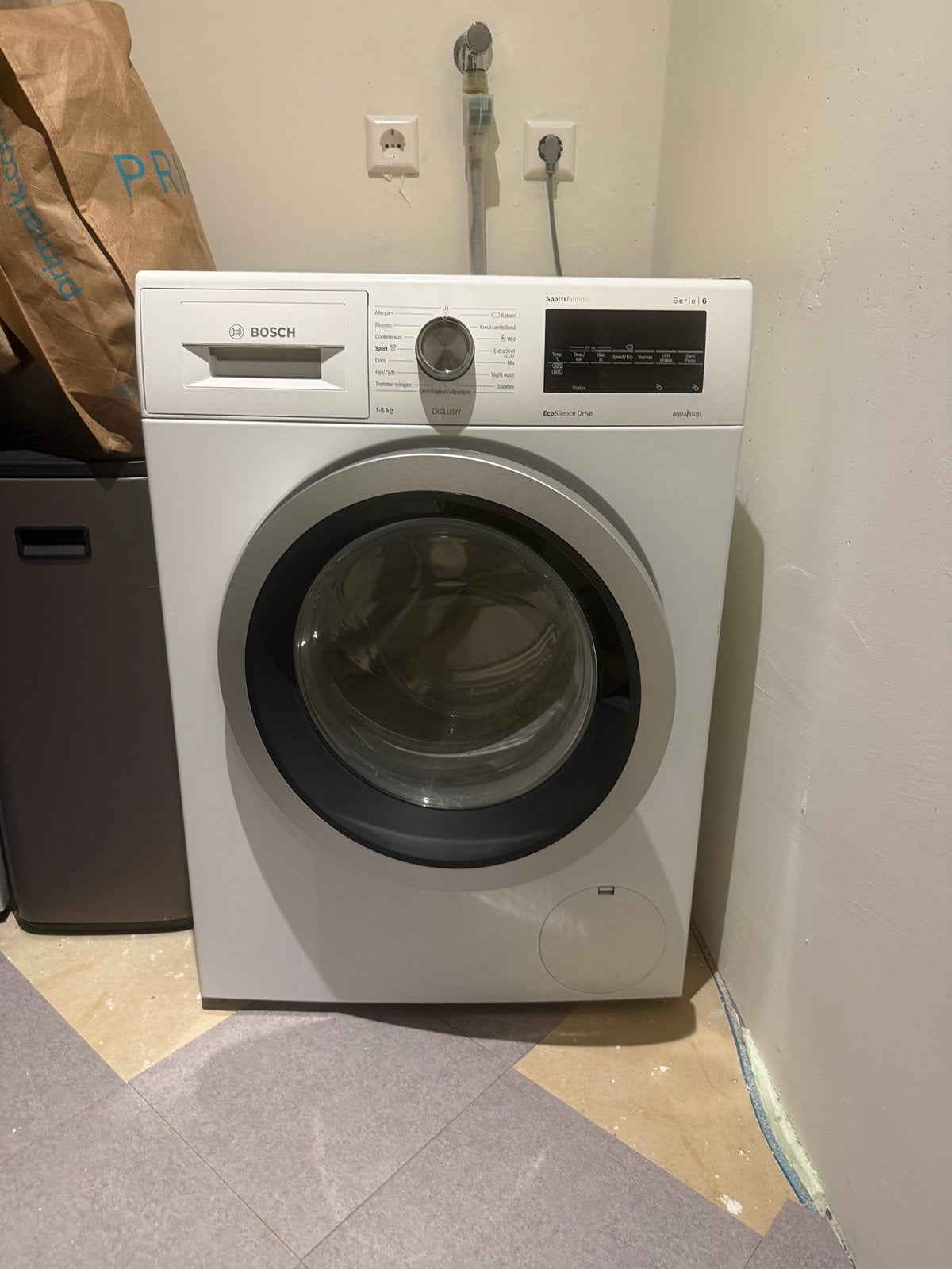 Bosch wasmachine serie 6, Ophalen, Zo goed als nieuw, 1200 tot 1600 toeren