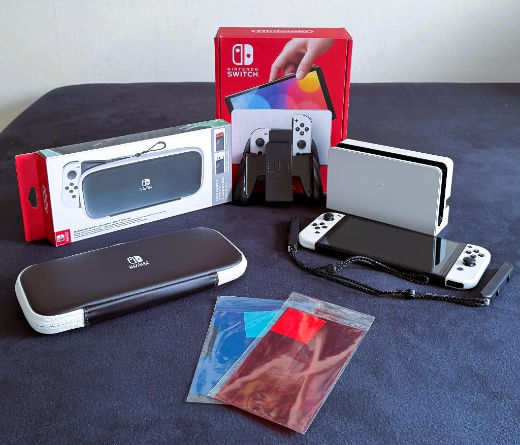 Nintendo Switch Oled compleet + hoes en 3 spellen, Switch OLED, Verzenden, Met 1 controller, Gebruikt