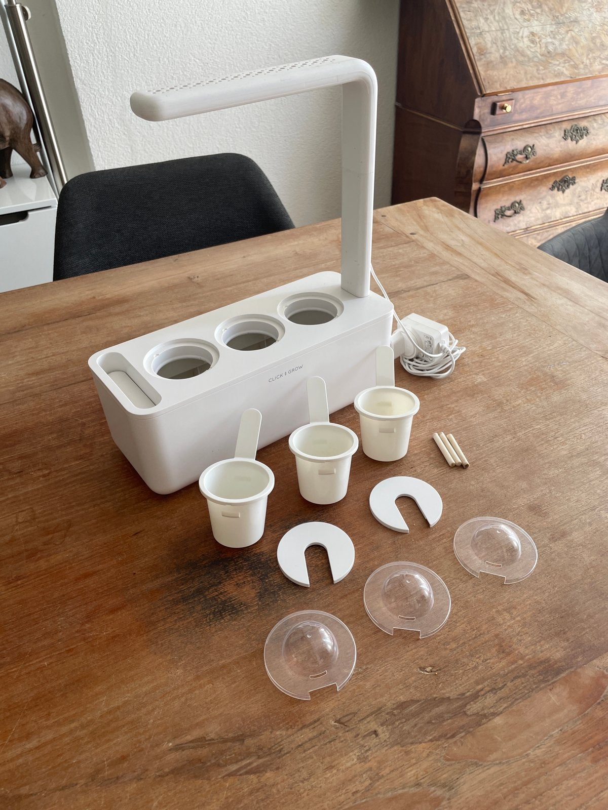 Click & Grow Smart Garden 3 - Kweeklamp en Kweekbak, Ophalen, Zo goed als nieuw, Kweekbak