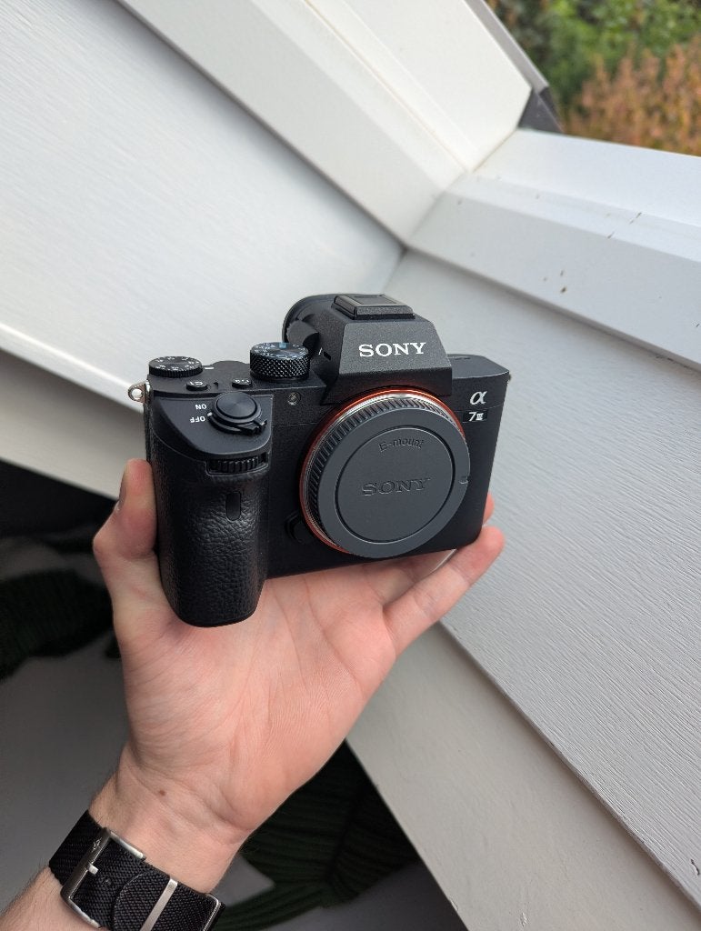 Sony A7 III systeemcamera body, Audio, Tv en Foto, Fotocamera's Digitaal, Zo goed als nieuw, Accu, 24 megapixels, Sony