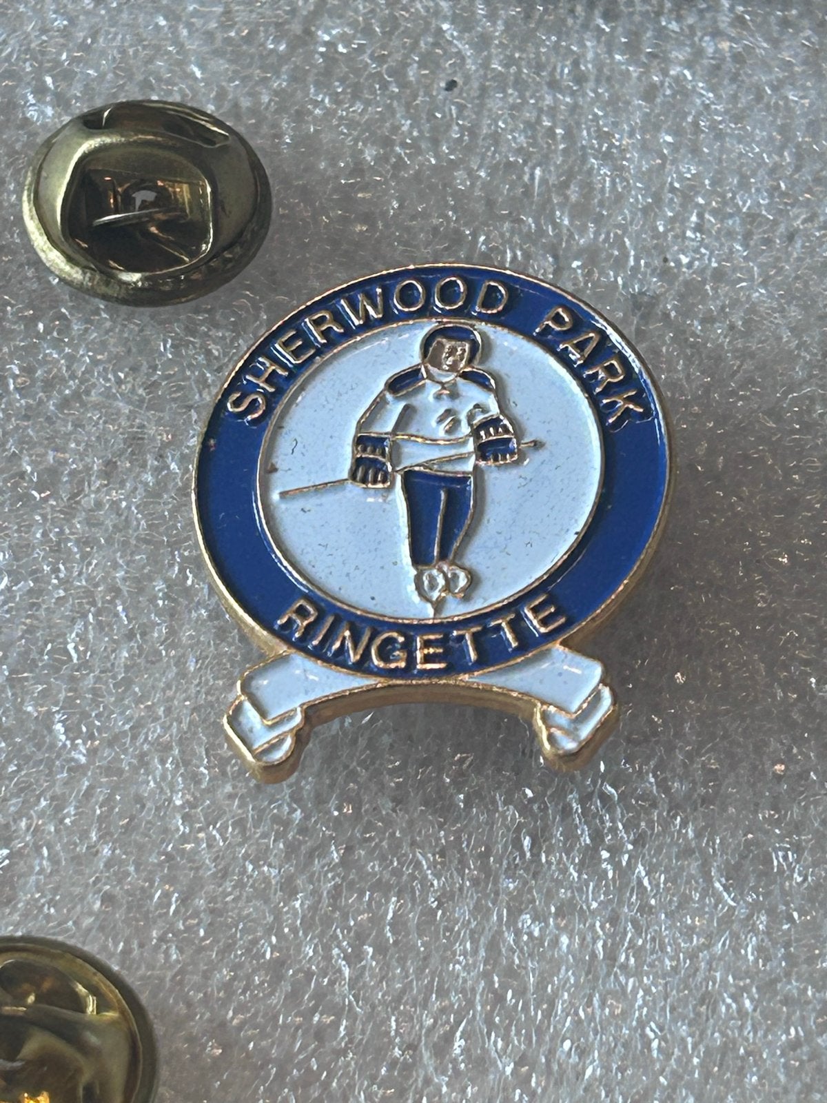 Sherwood Park Ringette ijshockey - Sport Pin, Ophalen of Verzenden, Gebruikt, Sport, Speldje of Pin