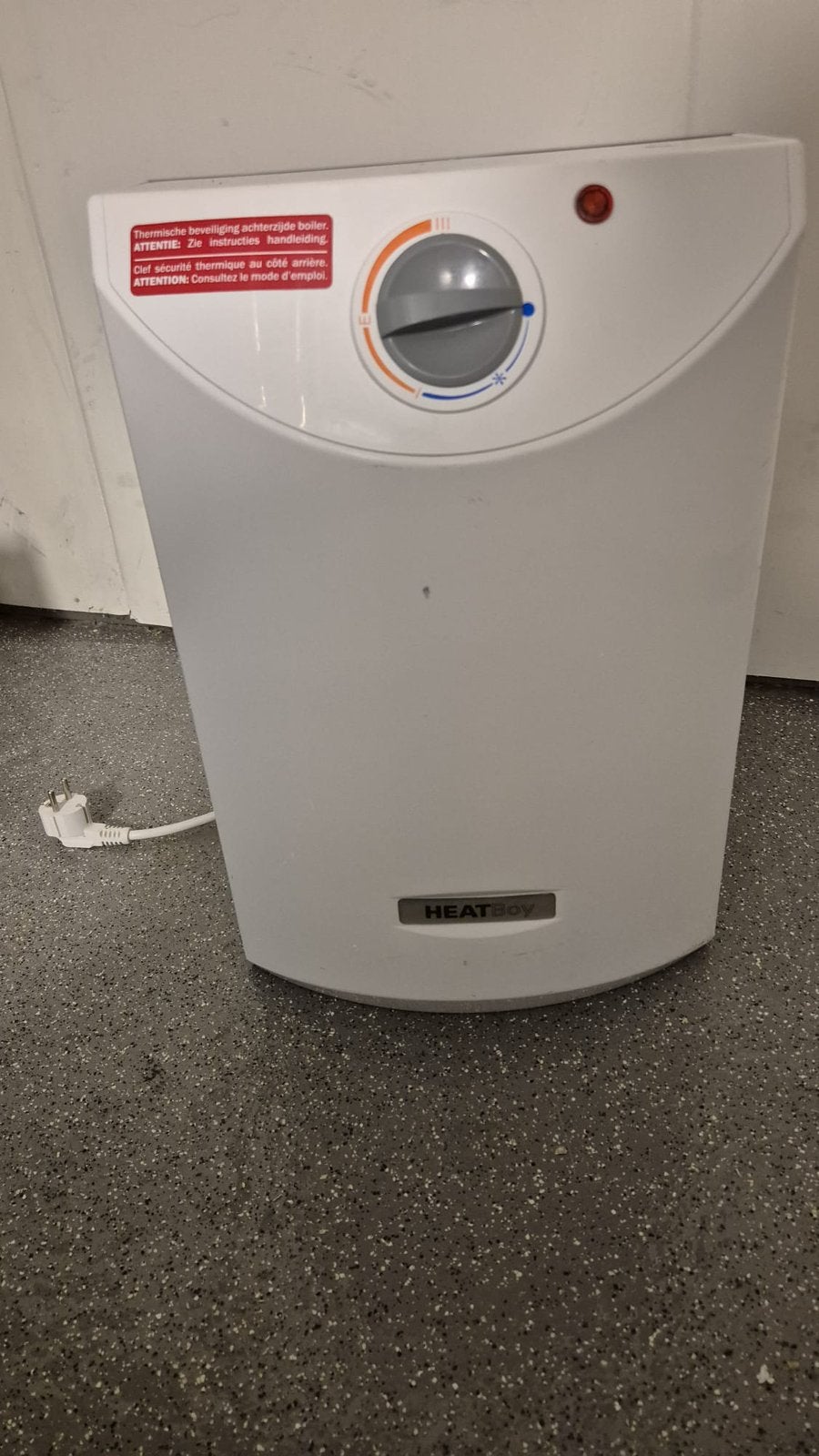 Warm waterboiler, Ophalen, Boiler, Minder dan 20 liter, Minder dan 3 jaar oud