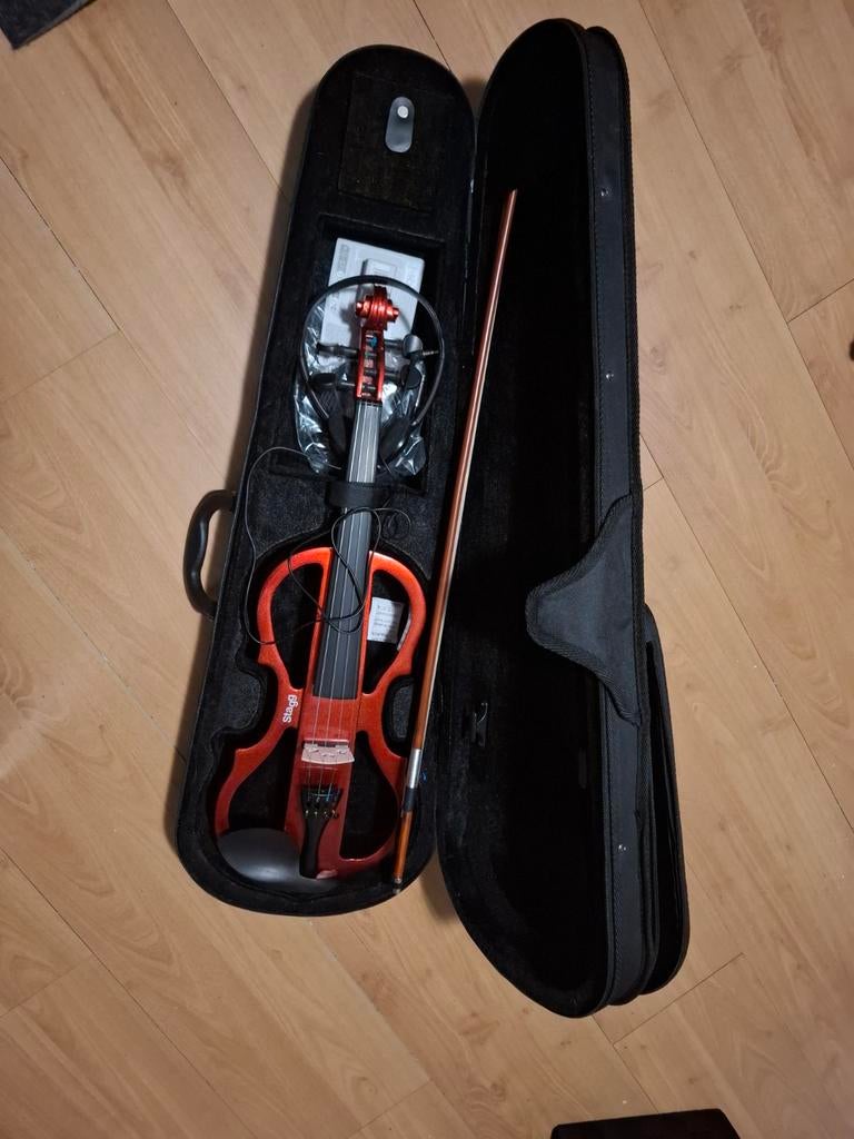 Elektrische viool Stagg nieuw met toebehoren, Muziek en Instrumenten, Ophalen of Verzenden, Nieuw, 4/4-viool