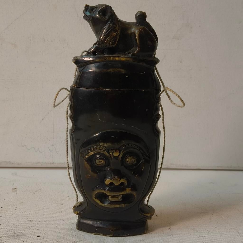 Medicijndoos van buffelhoorn, Batak, Antiek en Kunst, Ophalen of Verzenden