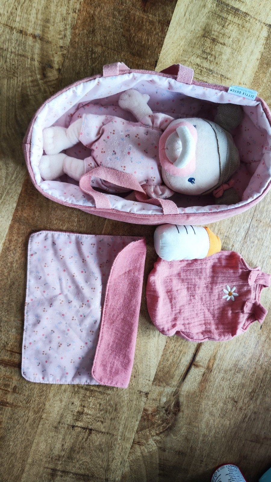 Little Dutch Rosa Babypop Set met Draagmand en Accessoires, Ophalen of Verzenden, Zo goed als nieuw, Babypop