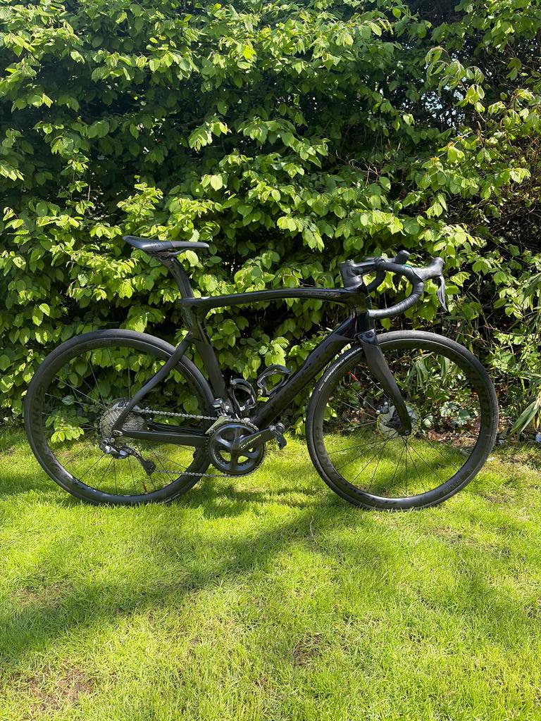 Pinarello Dogma F12 (Maat 56) – Ultegra Di2, Zo goed als nieuw, Meer dan 20 versnellingen, 53 tot 57 cm, Ophalen