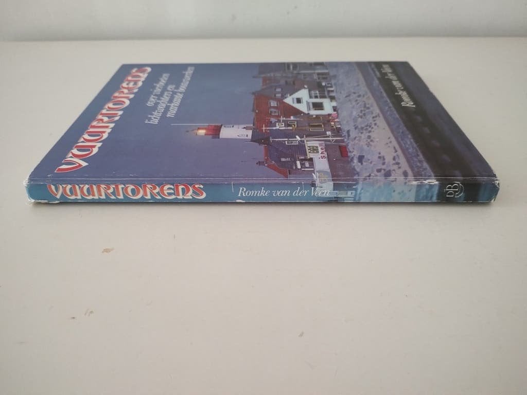 Vuurtorens - R. vd Veen - ISBN 9789022818596, Romke van der Veen, Ophalen of Verzenden, 20e eeuw of later, Gelezen