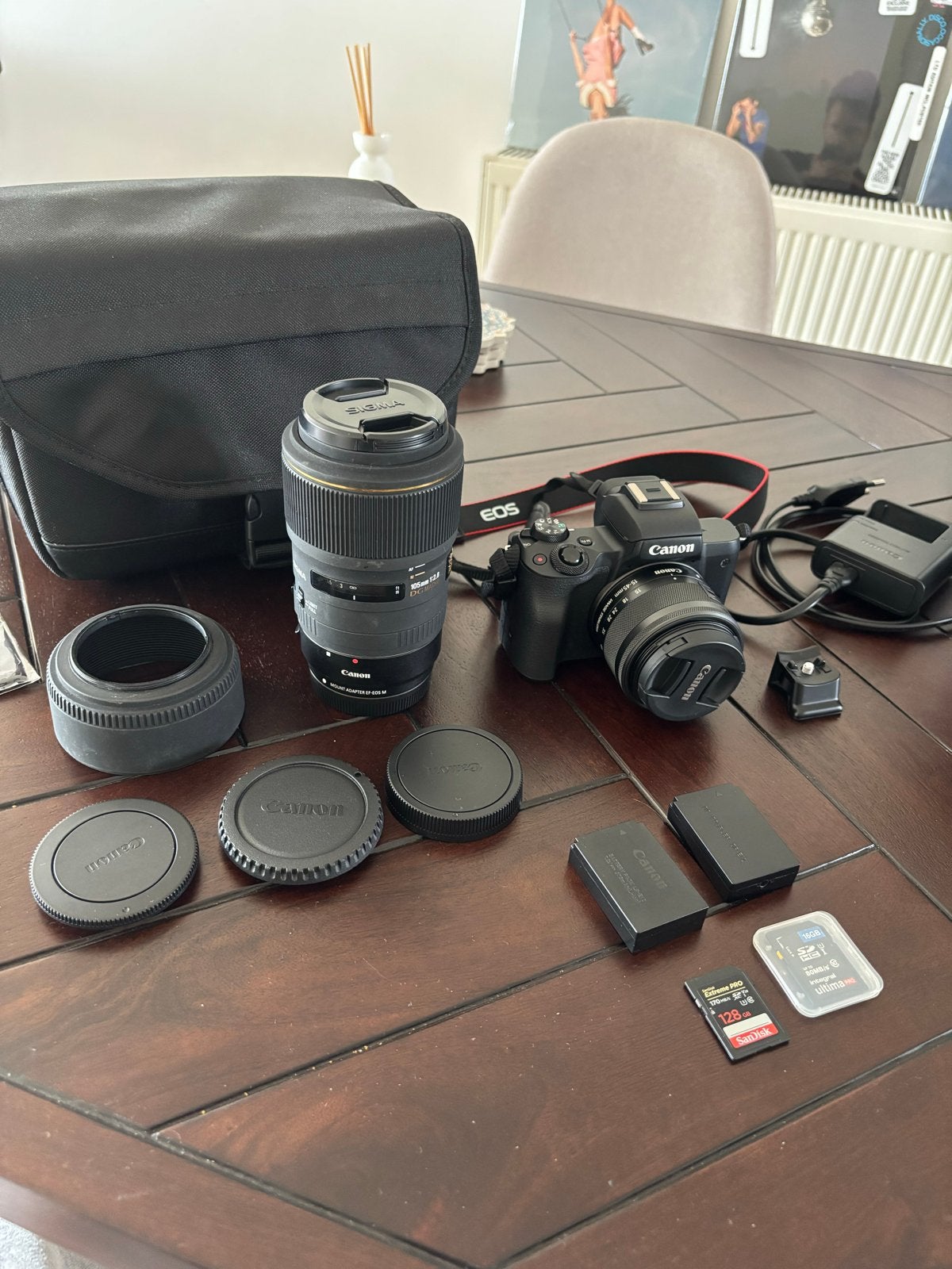 Canon EOS M50 met Sigma 105mm Macro lens + EF - EOSM adapter, Audio, Tv en Foto, Canon, Beeldstabilisatie, Ophalen of Verzenden
