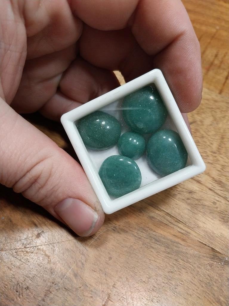 Lot met 5 groene aventurijn cabochons, Ophalen of Verzenden