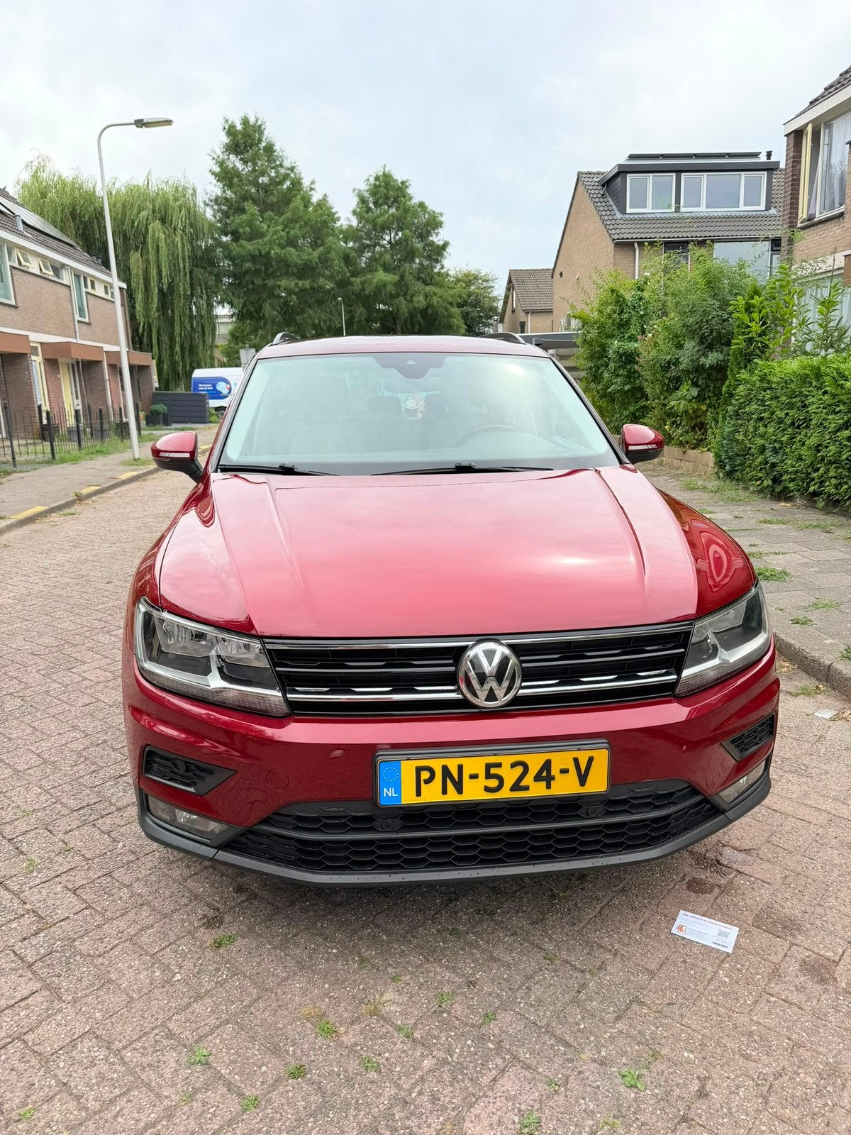 Volkswagen Tiguan 1.4 TSI 110KW/150PK 6DSG M16 2017 Rood, Auto's, 1800 kg, 4 cilinders, Origineel Nederlands, Particulier