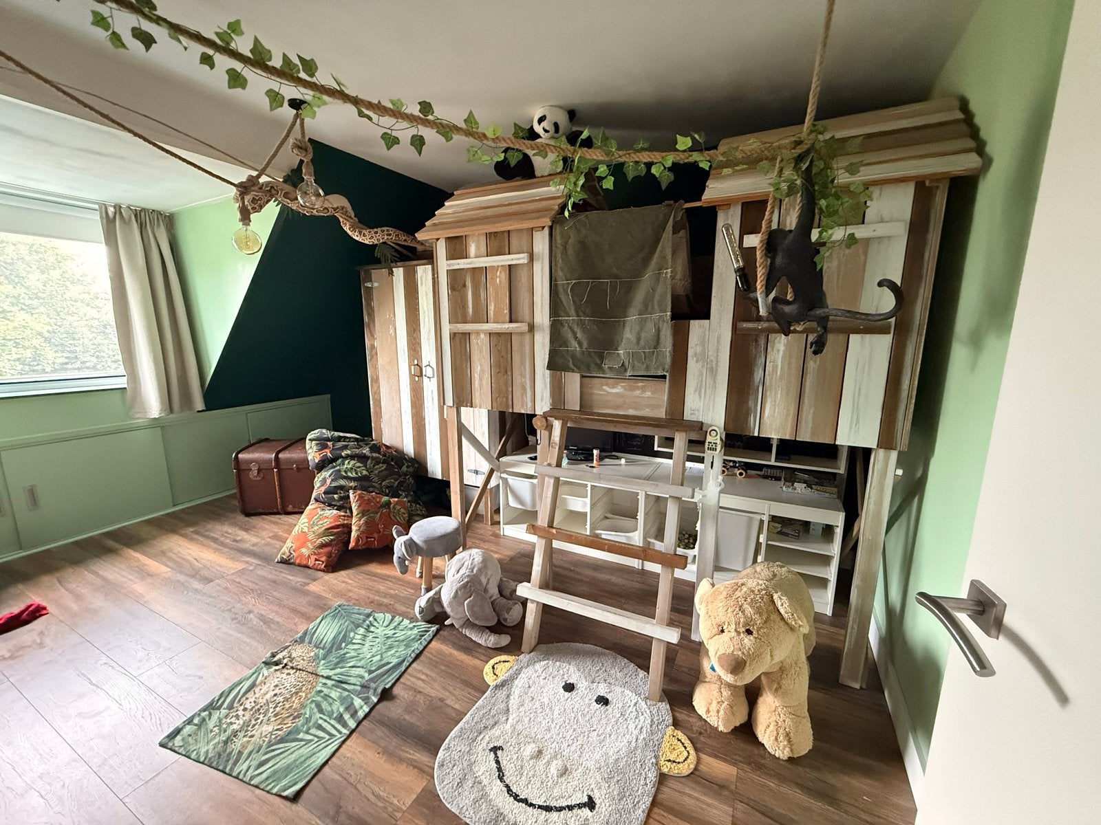 Complete Jungle Themakamer met Kast, Bed, Knuffels & Meer, Ophalen, Gebruikt, Jongetje of Meisje