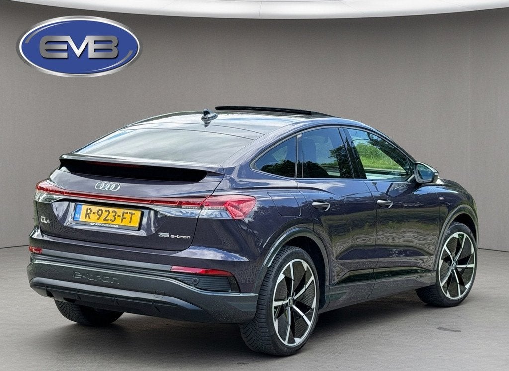 Audi Q4 Sportback e-tron 35 S edition 55 kWh, 2 X S-LINE, pa, Auto's, Audi, Automaat, Achterwielaandrijving, Gebruikt, Overige kleuren