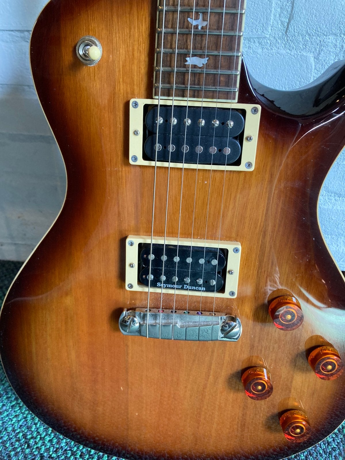 PRS-SE gitaar met PEAVY DEUCE 120w buizen., Muziek en Instrumenten, Ophalen, Gebruikt, Gitaar, 100 watt of meer