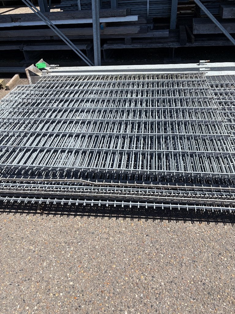Hek hekwerk gegalvaniseerd + poort en palen ( 327 ), Tuin en Terras, Tuinhekken en Hekwerk, Ophalen, Met poort, Gebruikt, Nb
