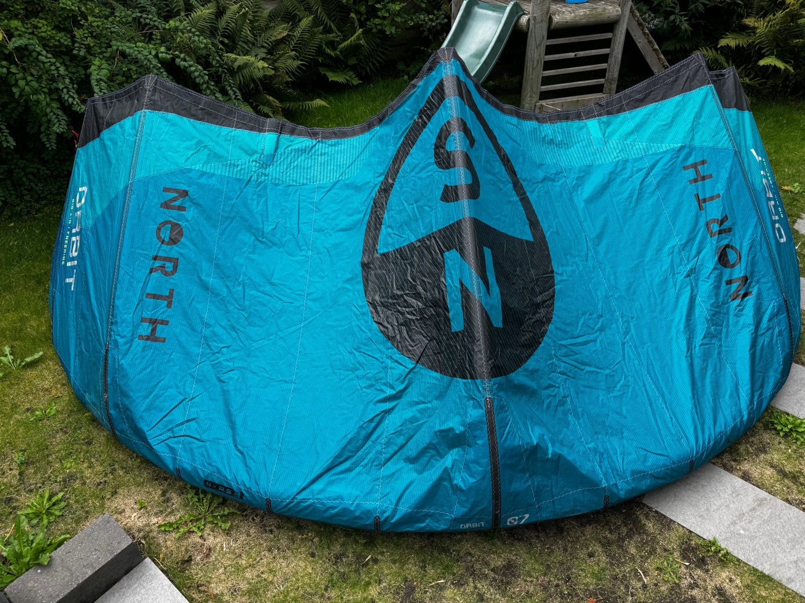 North Orbit 2026 7m, Watersport en Boten, Kitesurfen, Geen board, Ophalen of Verzenden, Zo goed als nieuw, 9 m²