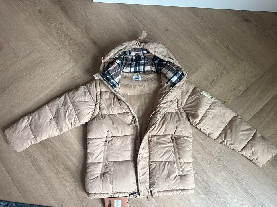 Burberry London England Puffer Jas Maat S Nieuw, Ophalen of Verzenden, Nieuw, Maat 36 (S), Beige