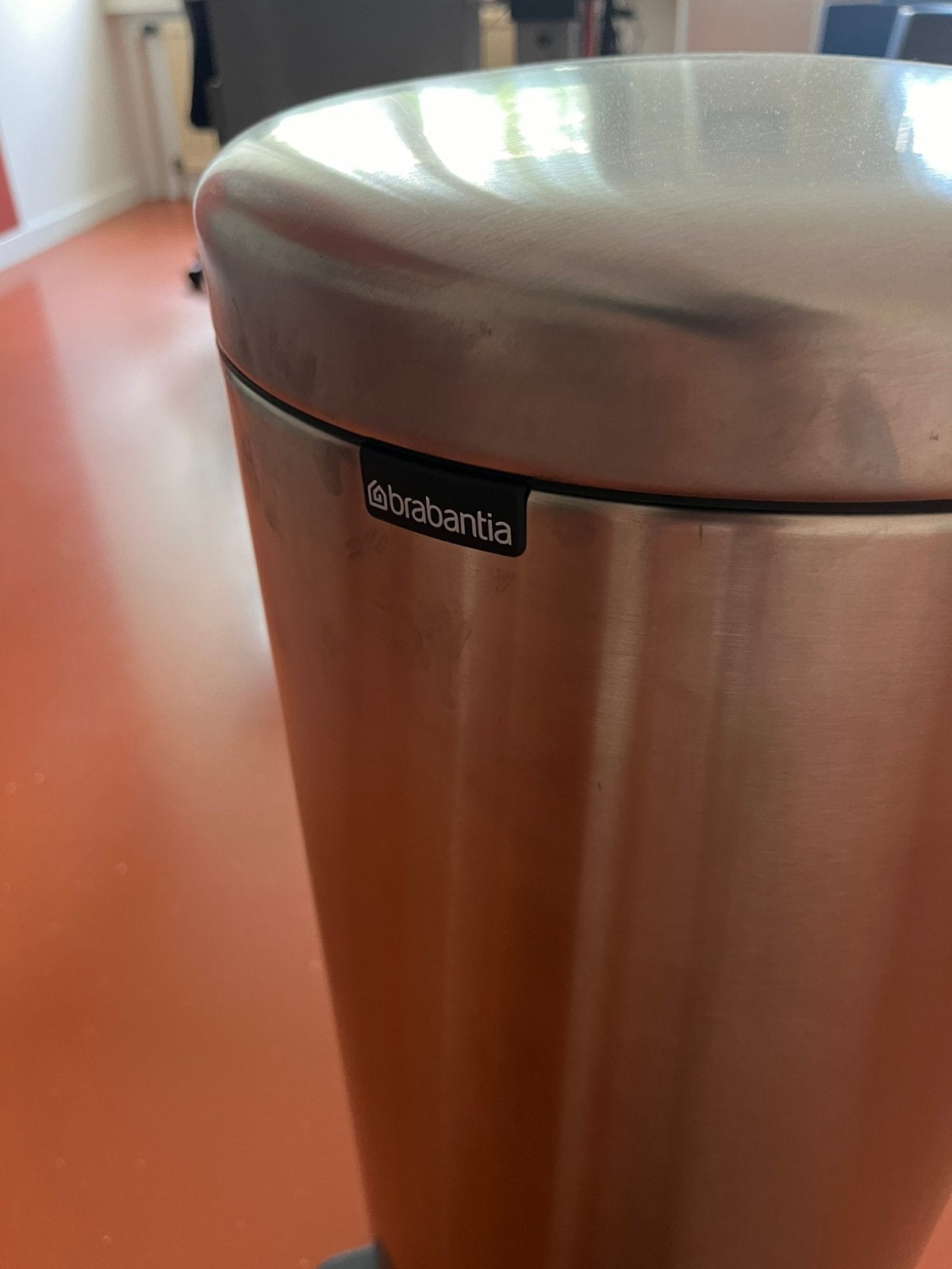 Brabantia prullenbak 60 l, Ophalen, Met pedaal, 40 liter of meer, Zo goed als nieuw