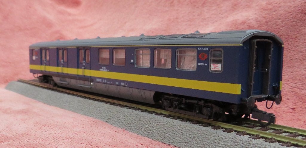 Artitec 20.157.04. NS Plan E Benelux Postrijtuig, Gelijkstroom, Wagon, Ophalen of Verzenden, Roco