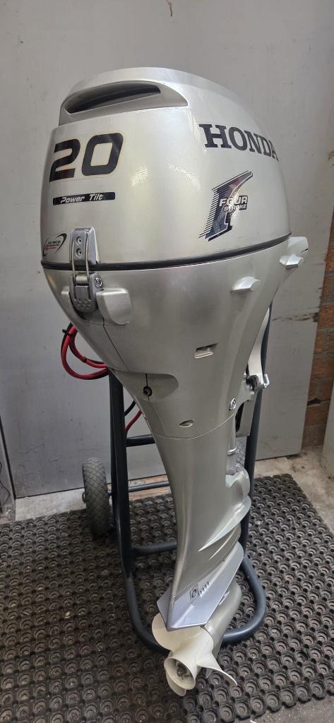 Honda 20 pk , elektrisch , langstaart , power tilt, Ophalen, 10 tot 30 pk, Viertaktmotor, Zo goed als nieuw