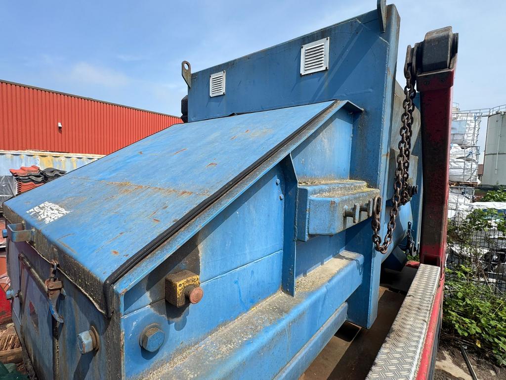 Gebruikte afvalperscontainer met portaalogen, Ophalen of Verzenden