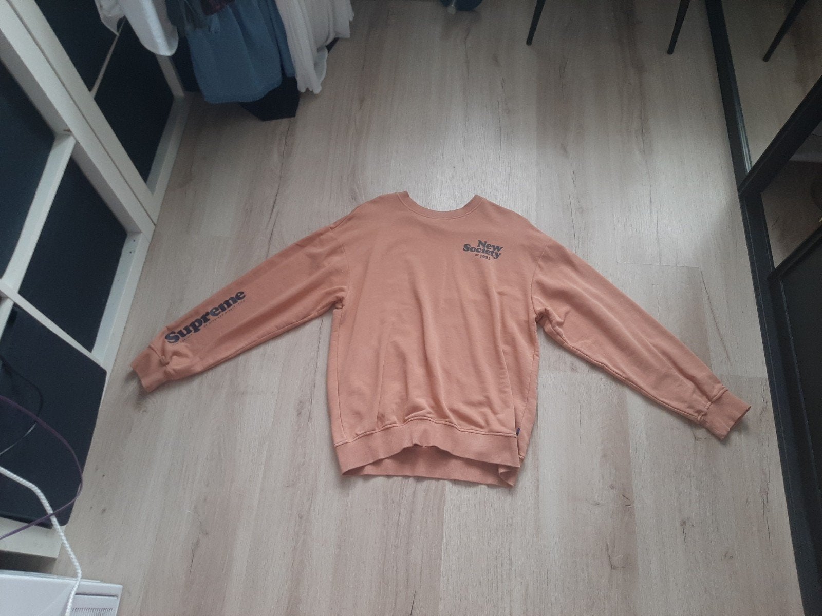 Limited Edition Supreme Trui New Society 1995, Overige kleuren, Maat 48/50 (M), Ophalen of Verzenden, Zo goed als nieuw
