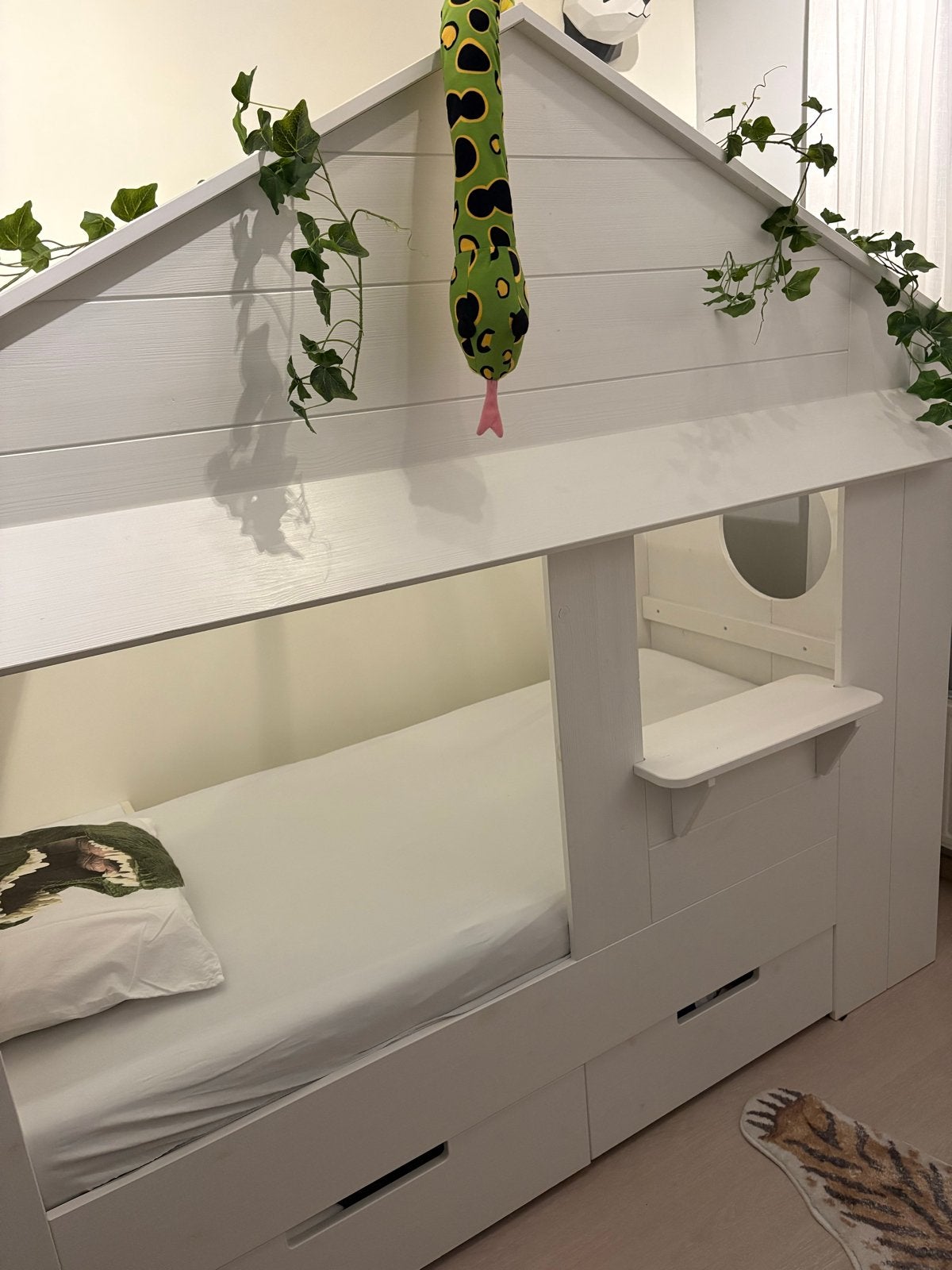 Woood Huisie Juul Bedstee met 2 bedlades - Wit Grenen, Kinderen en Baby's, Ophalen, 85 tot 100 cm, Gebruikt, Lattenbodem