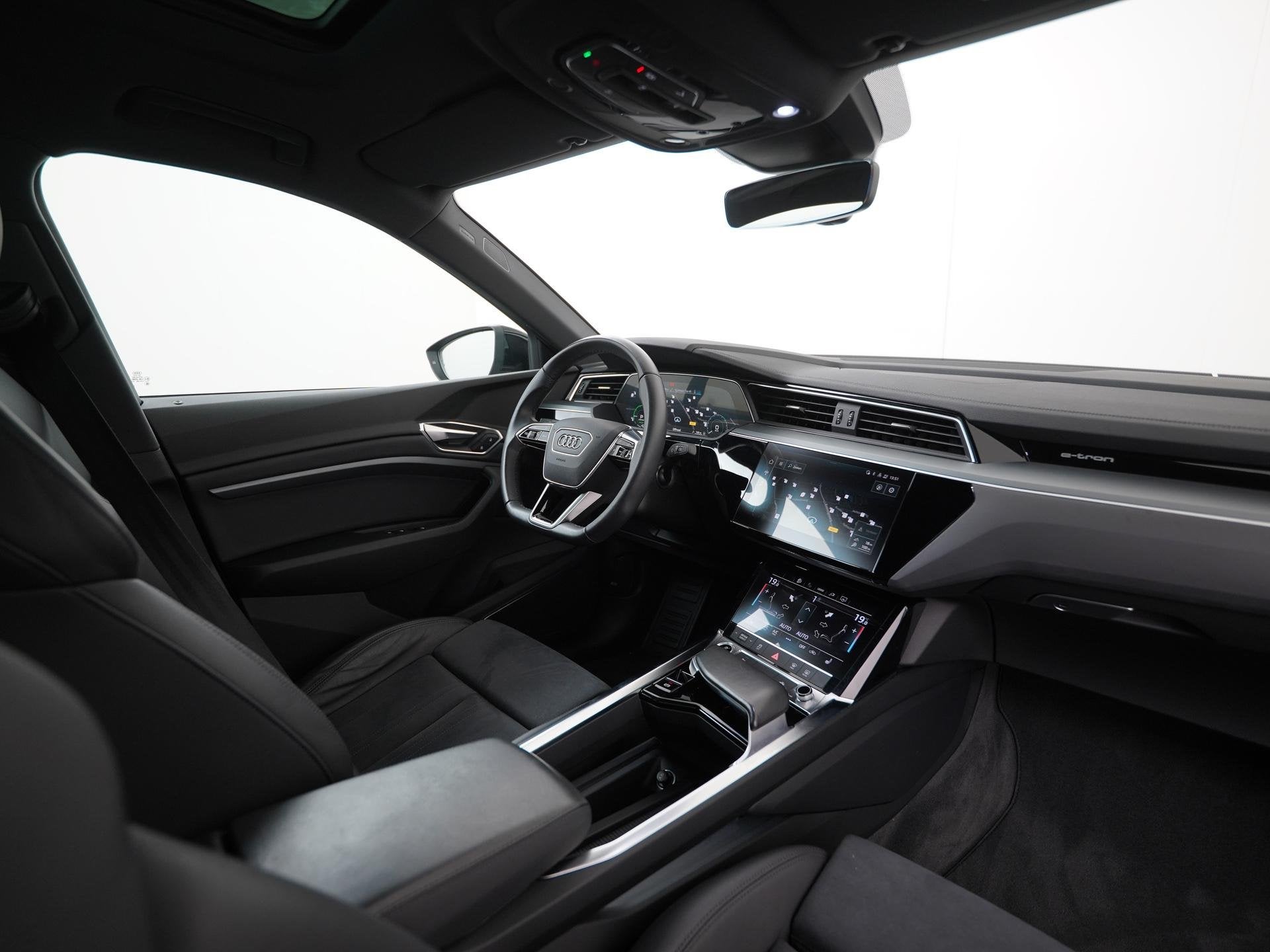 Audi e-tron Sportback 55 quattro S edition 95 kWh | SOH 96%, Auto's, Automaat, 12 maanden, 95 kWh, Leder en Stof