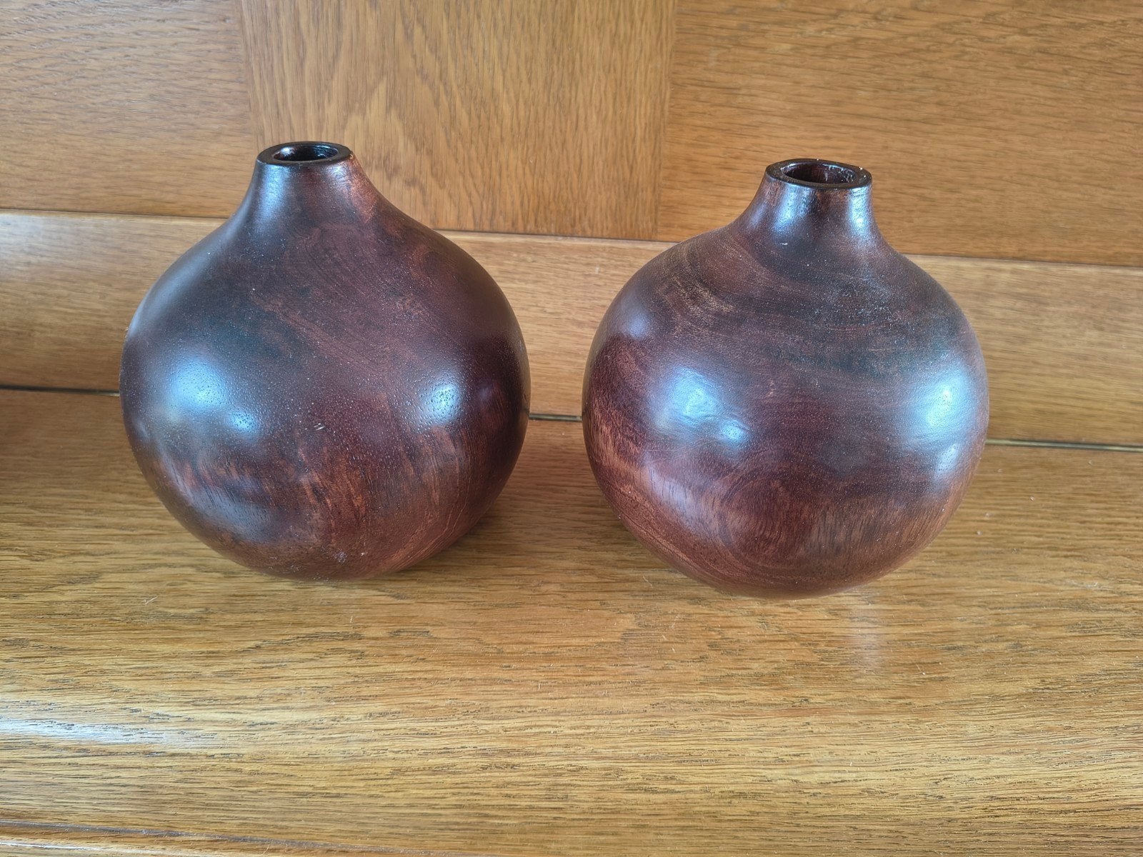 2 Houten vaasjes, Ophalen of Verzenden, Zo goed als nieuw, Bruin, Hout