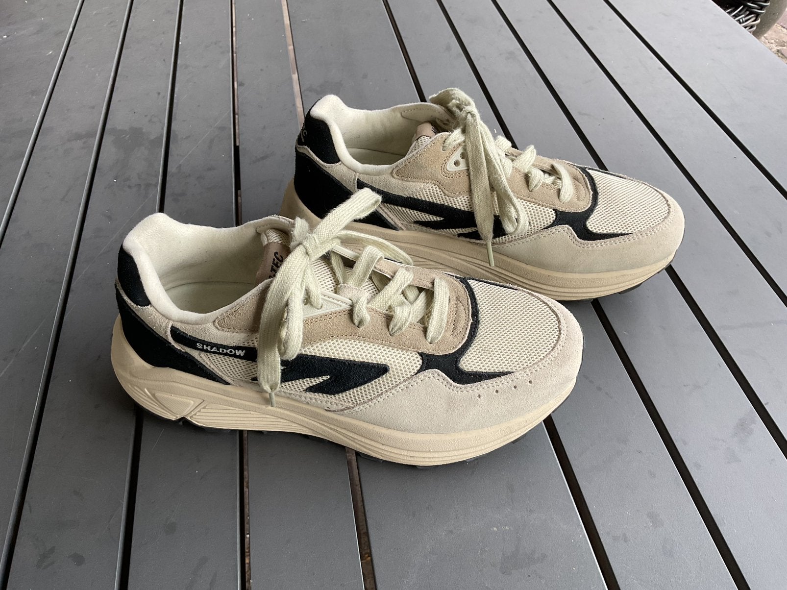 Dames sneakers NIEUW maat 41 Hi- TEC Shadow, Ophalen of Verzenden, Nieuw, Beige, Sneakers of Gympen