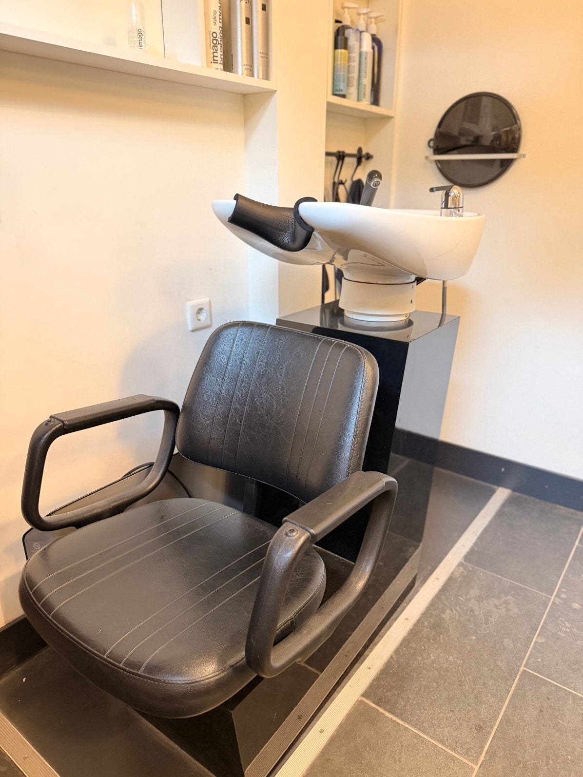 Wasbak wasunit kapsalon, Ophalen, Gebruikt, Zwart, Leer