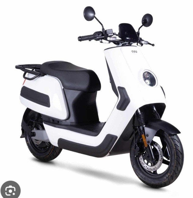 Niu NQI Sport Elektrische Scooter - Wit, Fietsen en Brommers, Ophalen, Maximaal 45 km/u, Elektrisch, Gebruikt