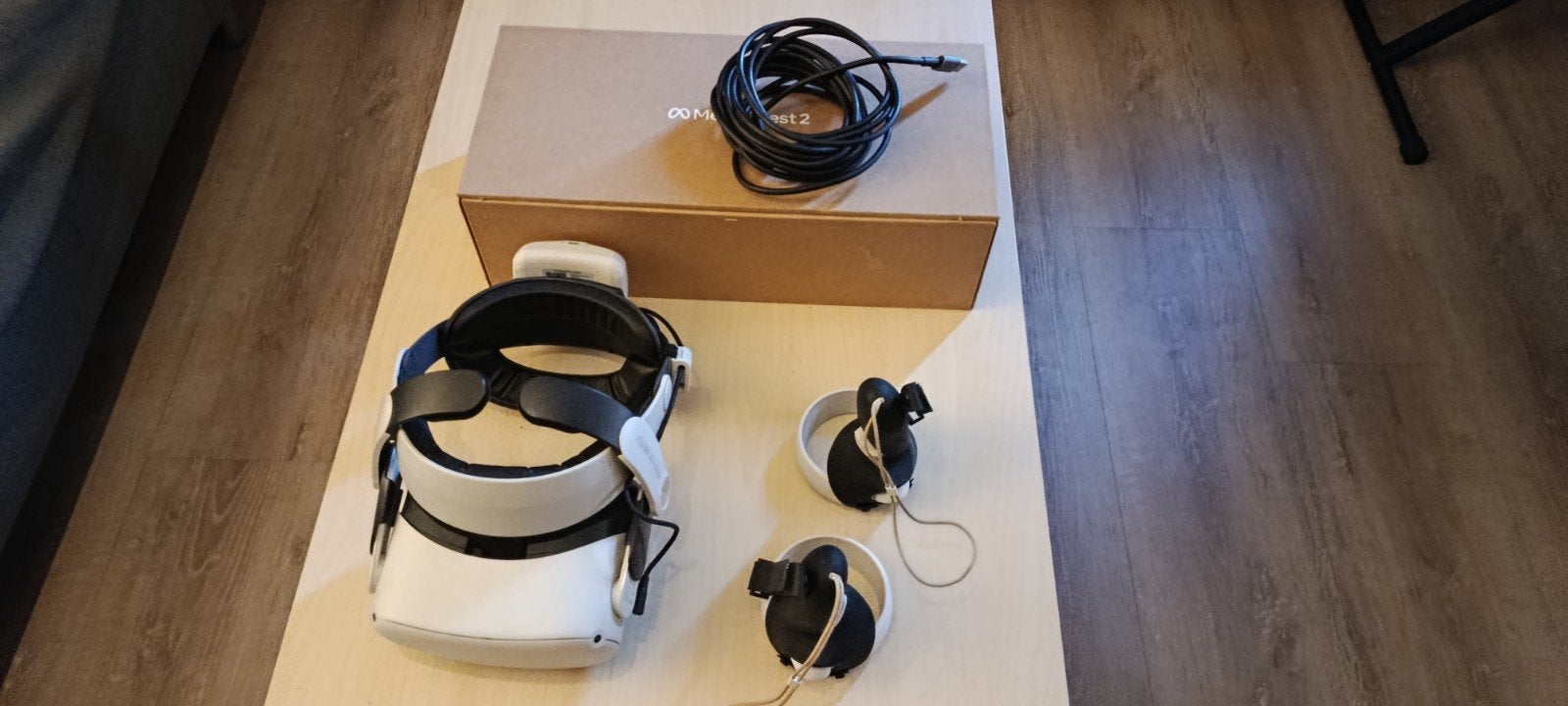 Oculus Quest 2 128GB met Link Cable, Grips en Headstrap, Ophalen, Zo goed als nieuw, VR-bril, Pc