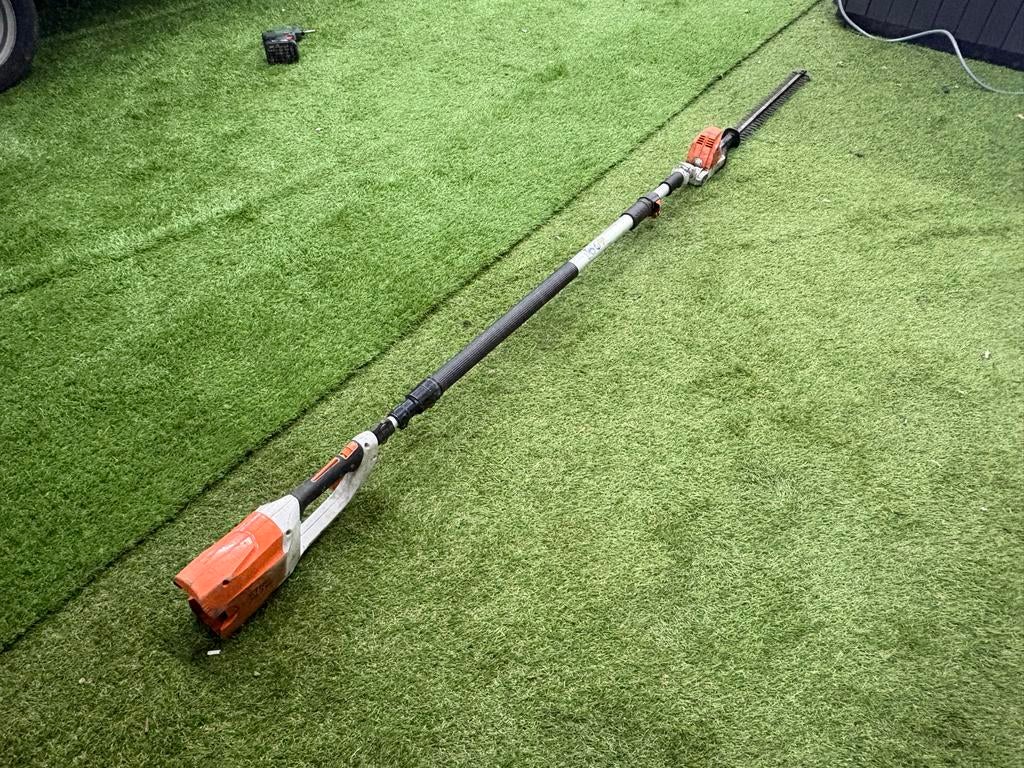 Stihl Heggenschaar op steel - Accu, Ophalen, Gebruikt, Accu