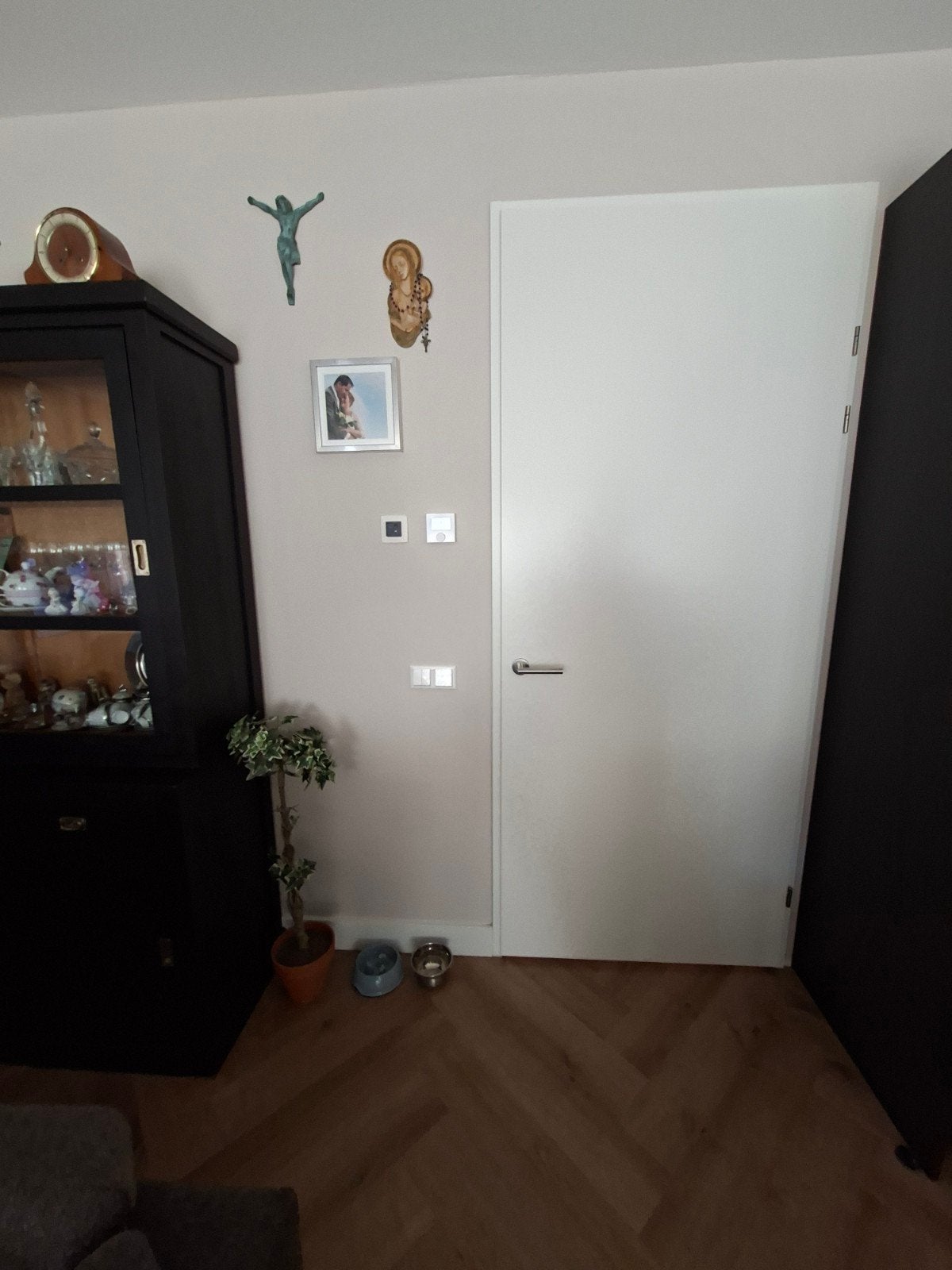 2 Witte Opdek Binnendeuren 232x95 cm (zonder klink), Doe-het-zelf en Verbouw, Deuren en Horren, Ophalen, Binnendeur, Zo goed als nieuw
