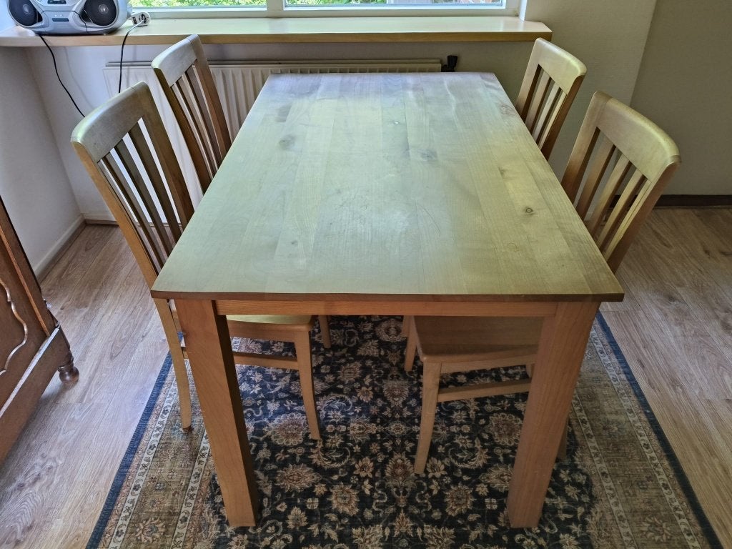 Mooie houten eettafel met bijpassende stoelen, Ophalen, Gebruikt, 100 tot 150 cm, 50 tot 100 cm
