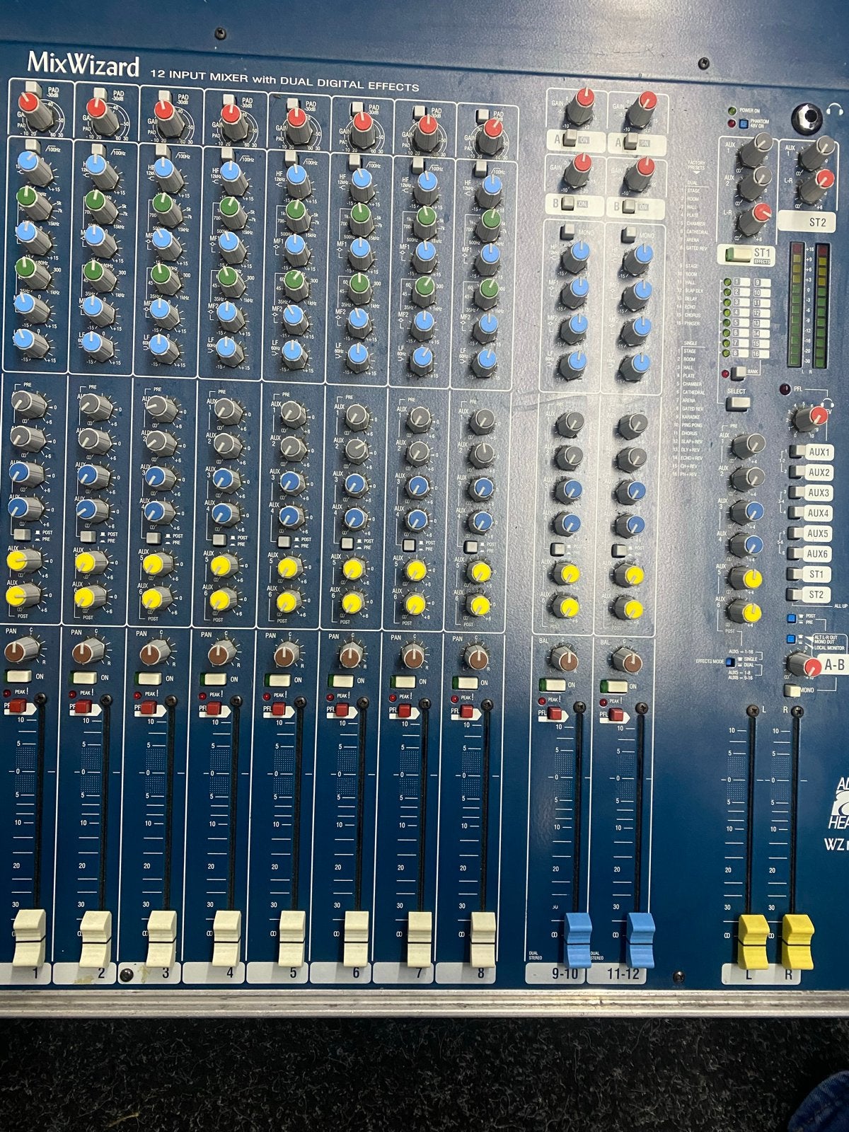 Allen & Heath MixWizard WZ12:2DX mengpaneel met effecten, Ophalen, Gebruikt, 10 tot 20 kanalen, Microfooningang